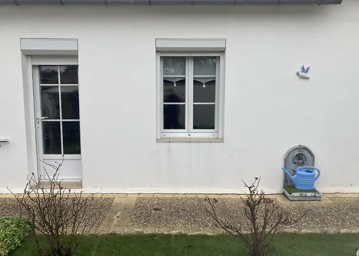 La Maison Du Puits De Fer A La Flotte En Re
