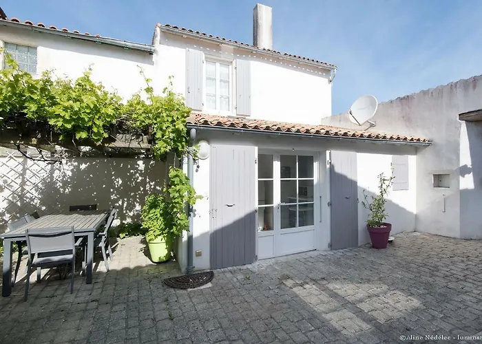 Maison Aumiere